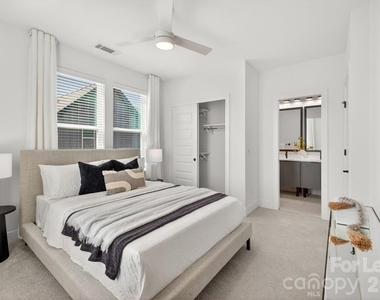 11902 Elm Lane - Photo Thumbnail 22