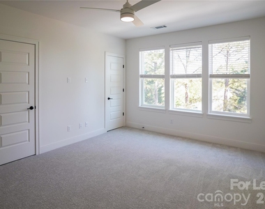 11902 Elm Lane - Photo Thumbnail 42