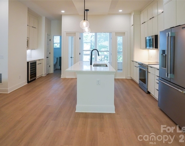 11902 Elm Lane - Photo Thumbnail 34