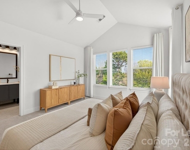 11902 Elm Lane - Photo Thumbnail 17