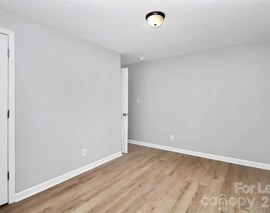 315 S Ransom Street - Photo Thumbnail 17