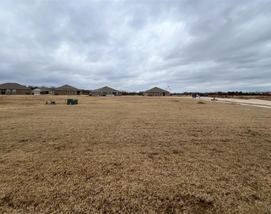 4301 Driftwood Drive - Photo Thumbnail 22