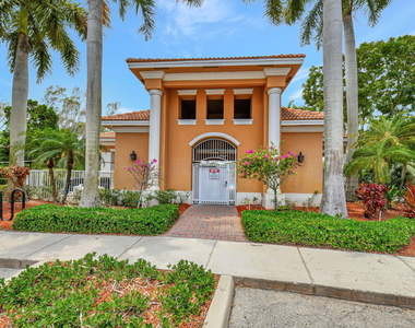 1418 W Wickham Circle - Photo Thumbnail 38