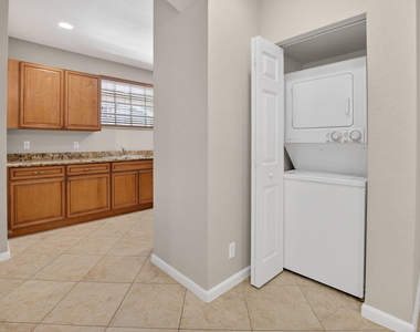 1418 W Wickham Circle - Photo Thumbnail 24