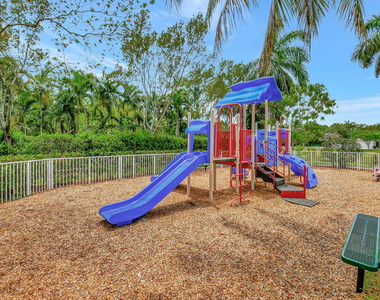 1418 W Wickham Circle - Photo Thumbnail 41