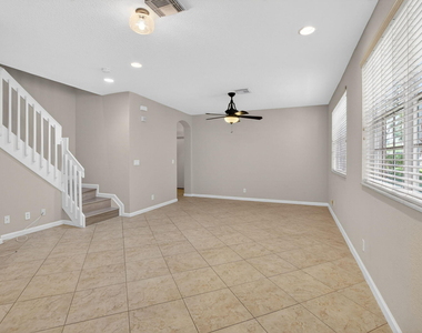 1418 W Wickham Circle - Photo Thumbnail 4