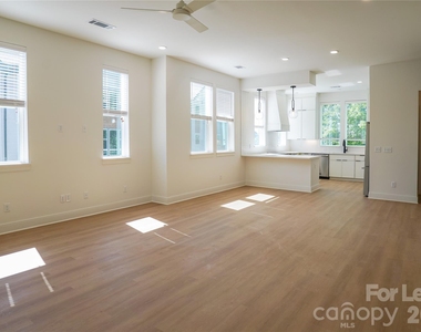 11902 Elm Lane - Photo Thumbnail 39