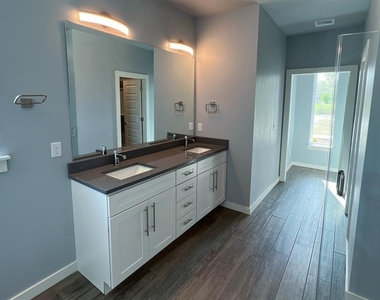104 Olde Mill Road - Photo Thumbnail 24