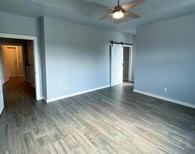 104 Olde Mill Road - Photo Thumbnail 16