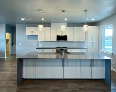104 Olde Mill Road - Photo Thumbnail 8
