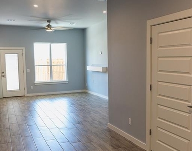 629 Remington Avenue - Photo Thumbnail 8