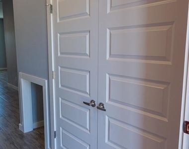 629 Remington Avenue - Photo Thumbnail 3
