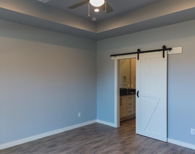 629 Remington Avenue - Photo Thumbnail 22