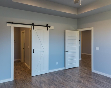 629 Remington Avenue - Photo Thumbnail 23