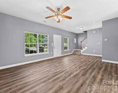2618 Grayson Parkway - Photo Thumbnail 5
