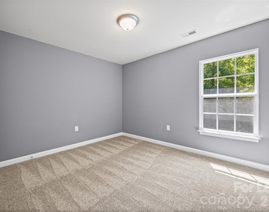 2618 Grayson Parkway - Photo Thumbnail 17