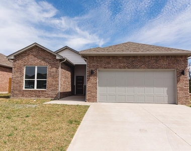 512 Remington Avenue - Photo Thumbnail 1