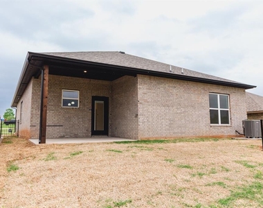 509 Beechwood Way - Photo Thumbnail 21