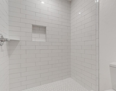 1305 Apollo Road - Photo Thumbnail 18
