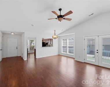 9740 Veronica Drive - Photo Thumbnail 8