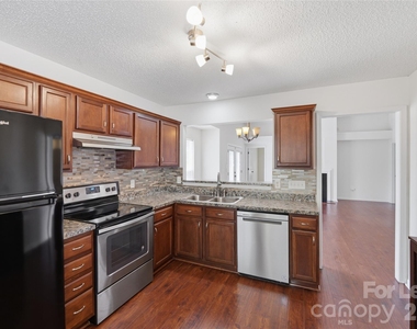 9740 Veronica Drive - Photo Thumbnail 2