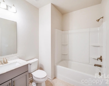 9420 Ainslie Downs Street - Photo Thumbnail 14