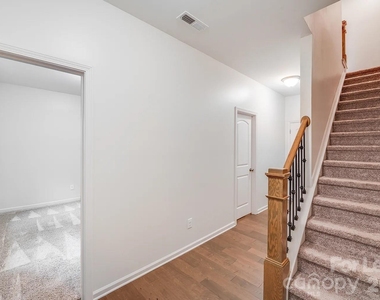 9420 Ainslie Downs Street - Photo Thumbnail 11