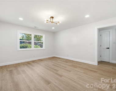 1320 Anderson Street - Photo Thumbnail 3