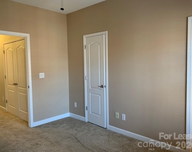 626 Old Meeting Way - Photo Thumbnail 20