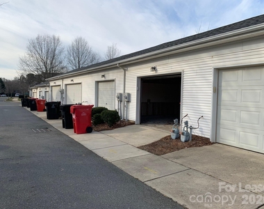 626 Old Meeting Way - Photo Thumbnail 11