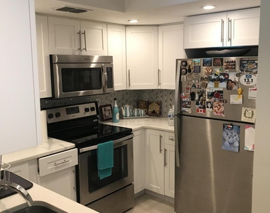 700 S Crestwood Ct Court S - Photo Thumbnail 3