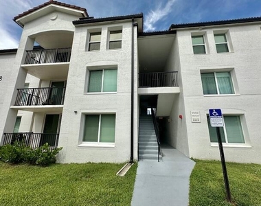822 Villa Circle - Photo Thumbnail 20