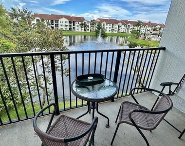 822 Villa Circle - Photo Thumbnail 2