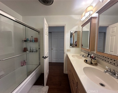 6757 Daryn - Photo Thumbnail 16