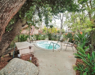 7101 Farralone Avenue - Photo Thumbnail 34