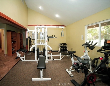 7101 Farralone Avenue - Photo Thumbnail 29