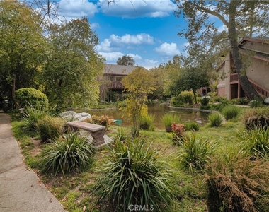 7101 Farralone Avenue - Photo Thumbnail 25