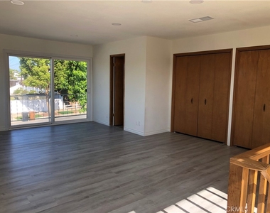 2817 Merlin Avenue - Photo Thumbnail 19