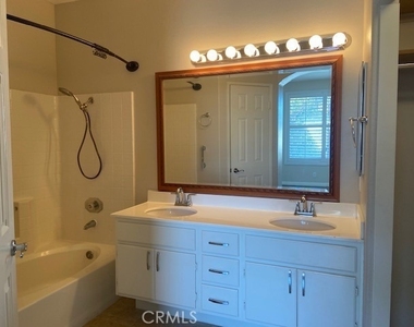 7847 E Menton Avenue - Photo Thumbnail 11