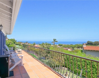 345 Palos Verdes Drive W - Photo Thumbnail 6