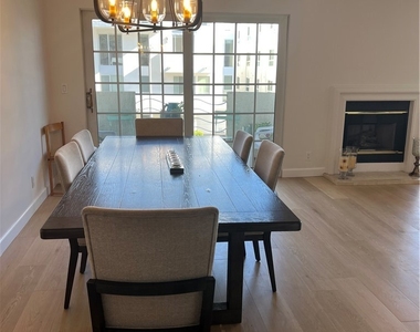 1817 Selby Ave - Photo Thumbnail 8