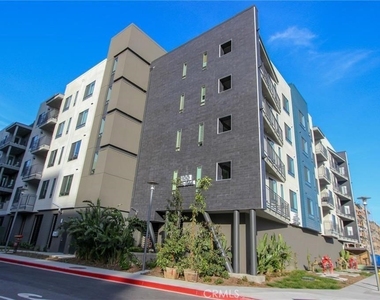 1402 N Nolita - Photo Thumbnail 1