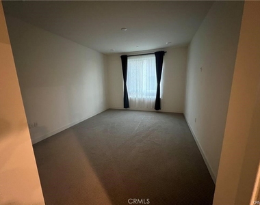 1402 N Nolita - Photo Thumbnail 19