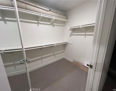 1402 N Nolita - Photo Thumbnail 15