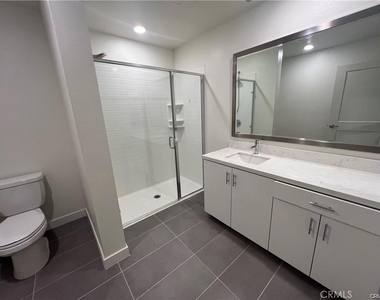 1402 N Nolita - Photo Thumbnail 14