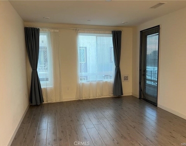 1402 N Nolita - Photo Thumbnail 20