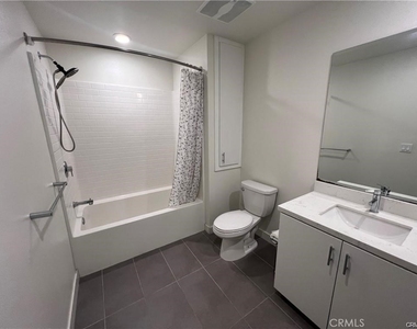 1402 N Nolita - Photo Thumbnail 10