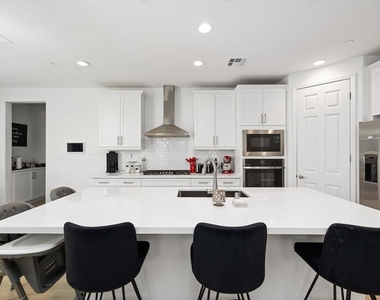 32257 Jeter Ln - Photo Thumbnail 8