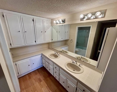3990 Nobel Drive - Photo Thumbnail 9