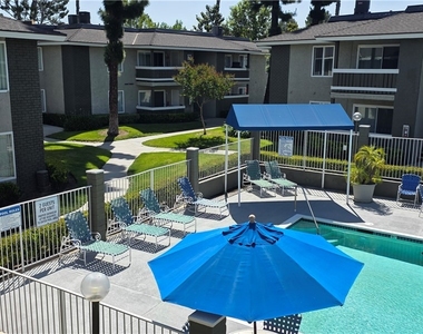 10601 Diana Avenue - Photo Thumbnail 7